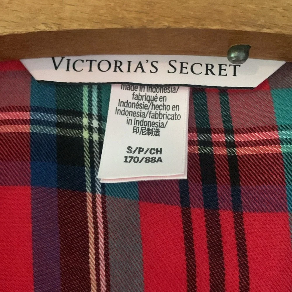 Victoria’s Secret sz S Plaid Pajamas - Red and Blue lighter weight like new! - Picture 4 of 10